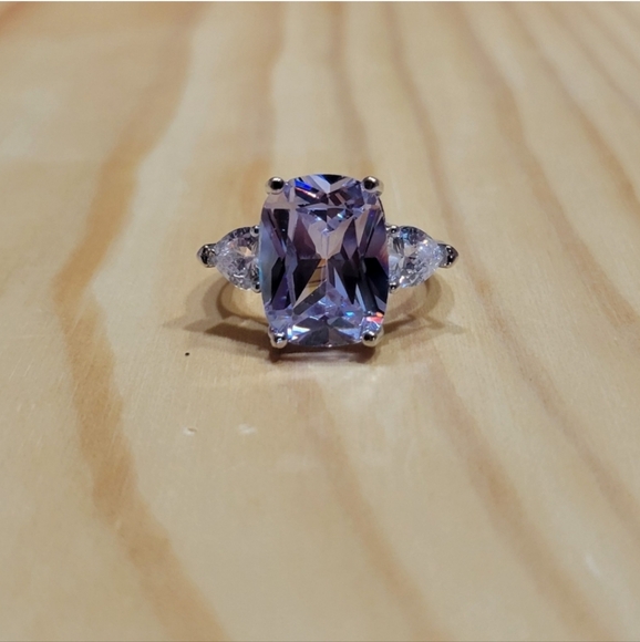 15ctw Simulated Diamond Ring NEW - Picture 4 of 10